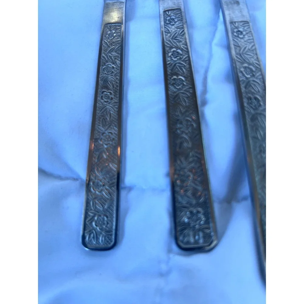Vintage Unisex Unbranded Floral Embossed Stainless Steel Dinner Knives 7pc Silvr